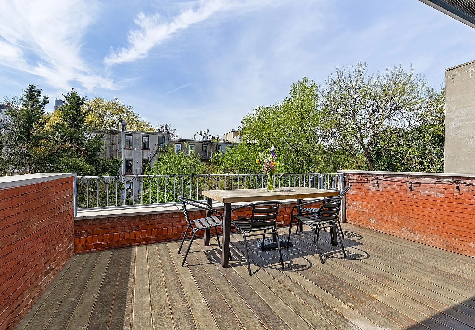 112 Washington Avenue — Photo 2