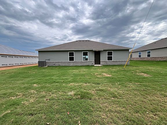 4th image of 2608 Chittick St