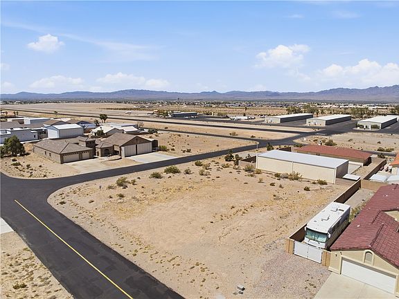3rd image of 5015 Antelope Drive