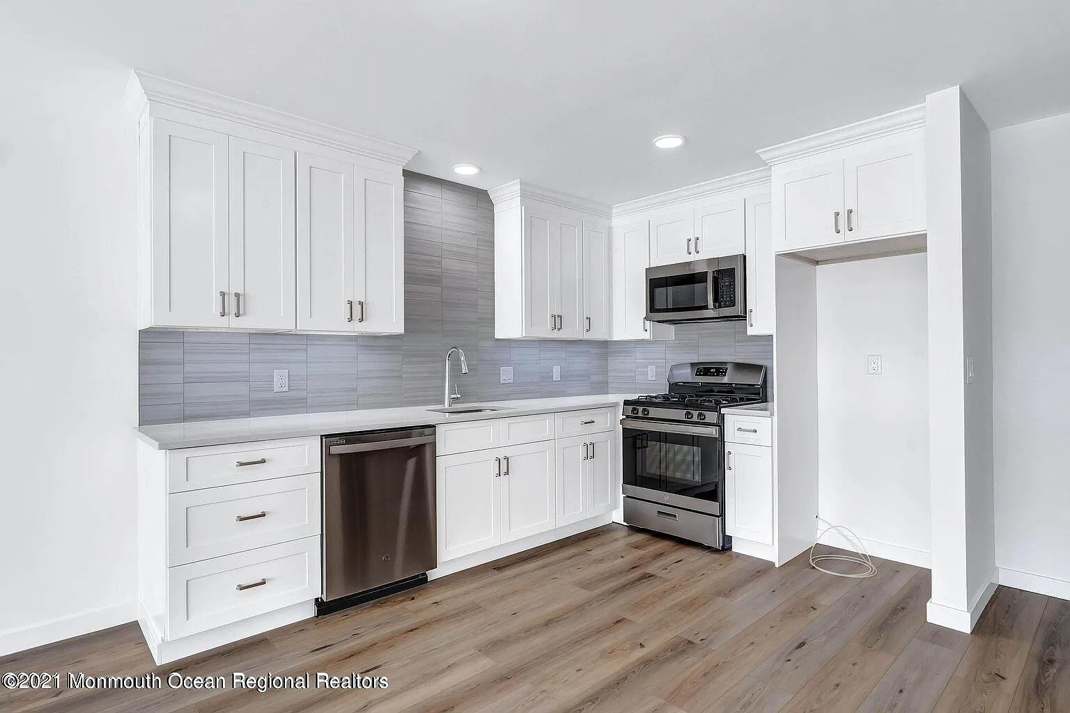 131 Brighton Ave — Photo 4