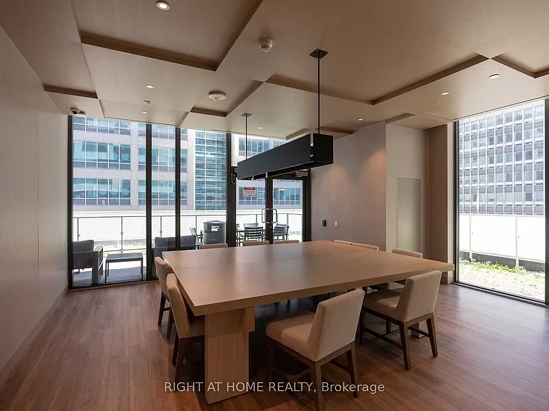 20 Lombard St S #3803 — Photo 4