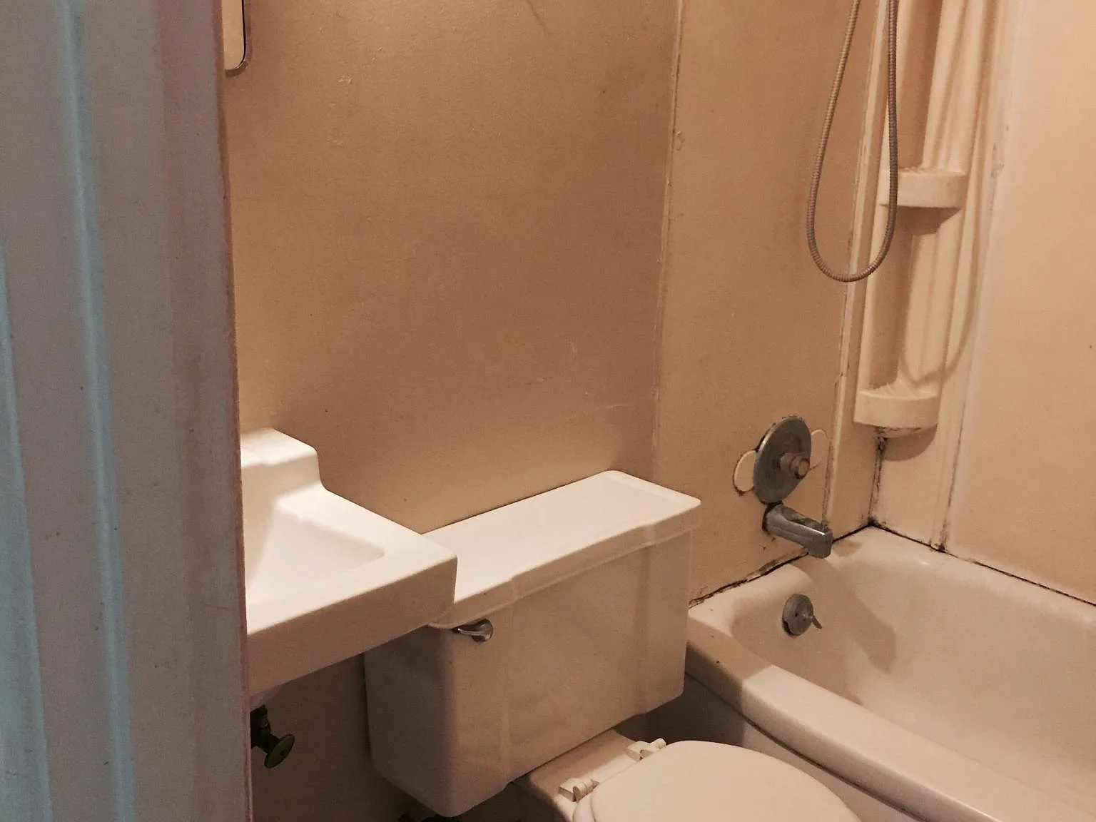 2 bed, 825 sqft, $995 — Photo 4