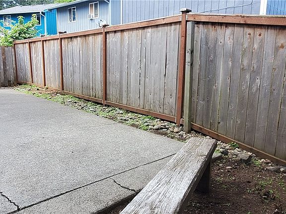 5th image of 6108 Carmel Ln SE