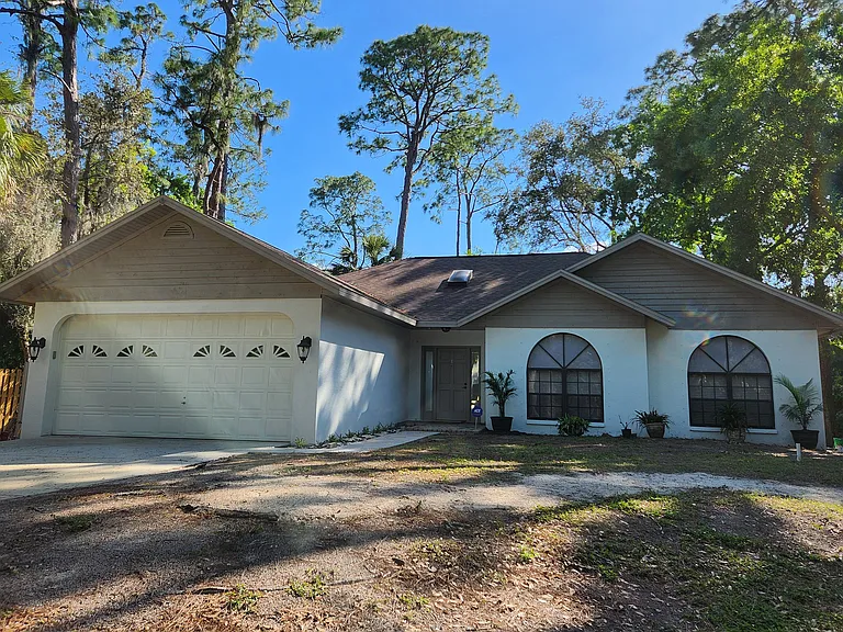 28041 W Brook Dr — Photo 1
