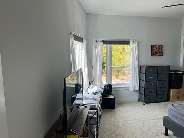 master BR (entrance) (1 of 5)