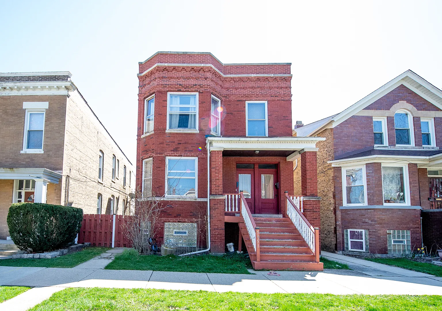 2 bed, 1100 sqft, $2,000 — Photo 1