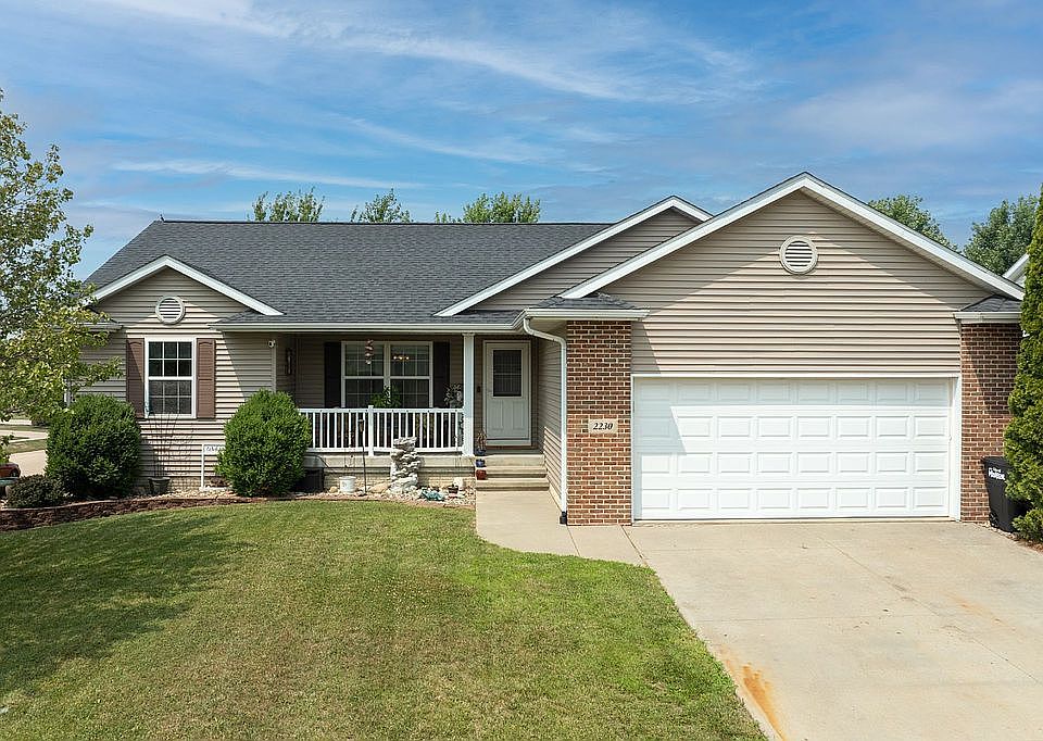 1st image of 2230 Tamerac Cir