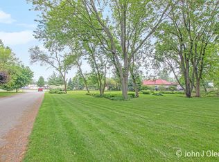 3260 Leonard St NW, Grand Rapids, MI 49534