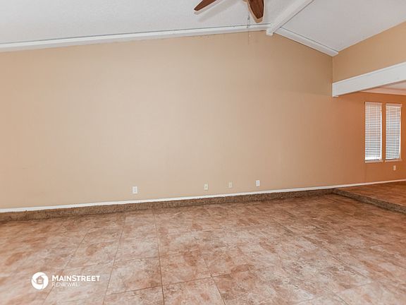 4th image of 3325 Ivanhoe Ln