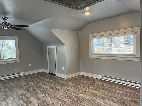 4th image of 1835 Lee Rd #3