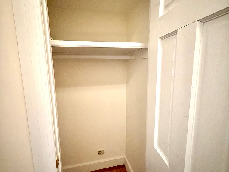 3085 Brighton 13th St #3K — Photo 9