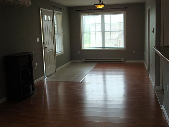 2nd image of 400 S Keyser Ave Unit C1