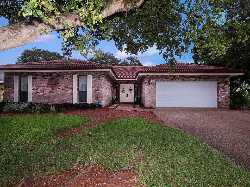 1st image of 7208 NW 38th St