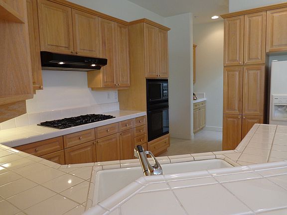 5th image of 3773 Park Dr