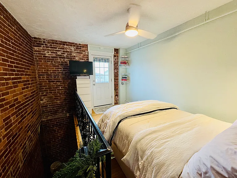 265 Atwells Ave #4 — Photo 10