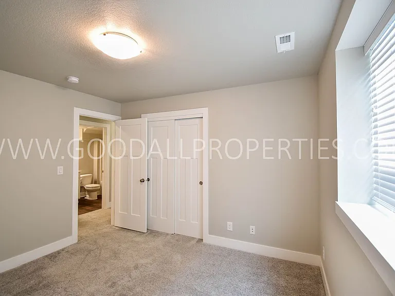 342 N Warrior Ln — Photo 22
