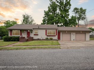 1401 Oak St, Lansing, MI 48906