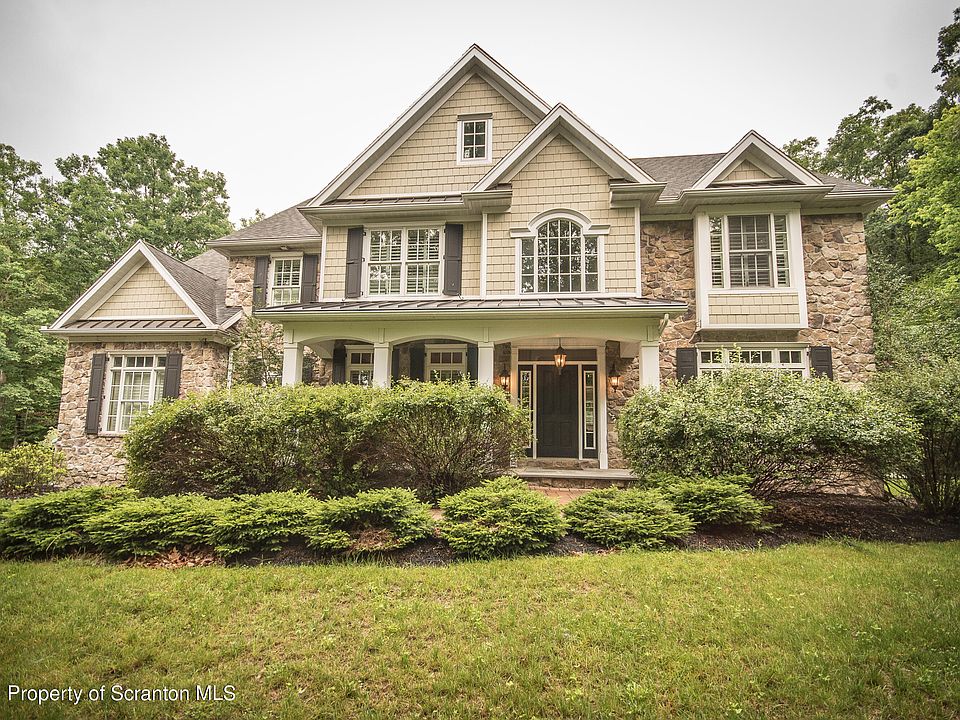 1st image of 117 Ramblewood Dr