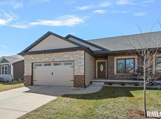 4708 Bellevue Dr, Springfield, IL 62711