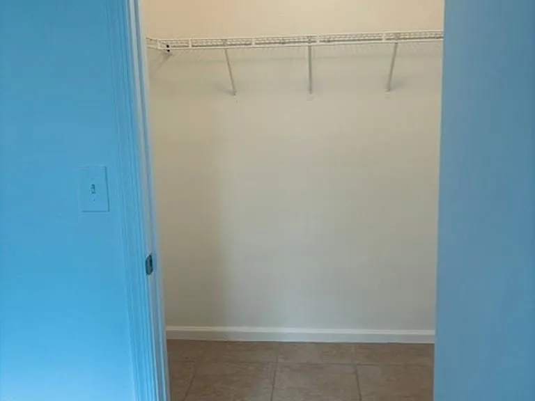 The Mirage Apartments — Photo 33