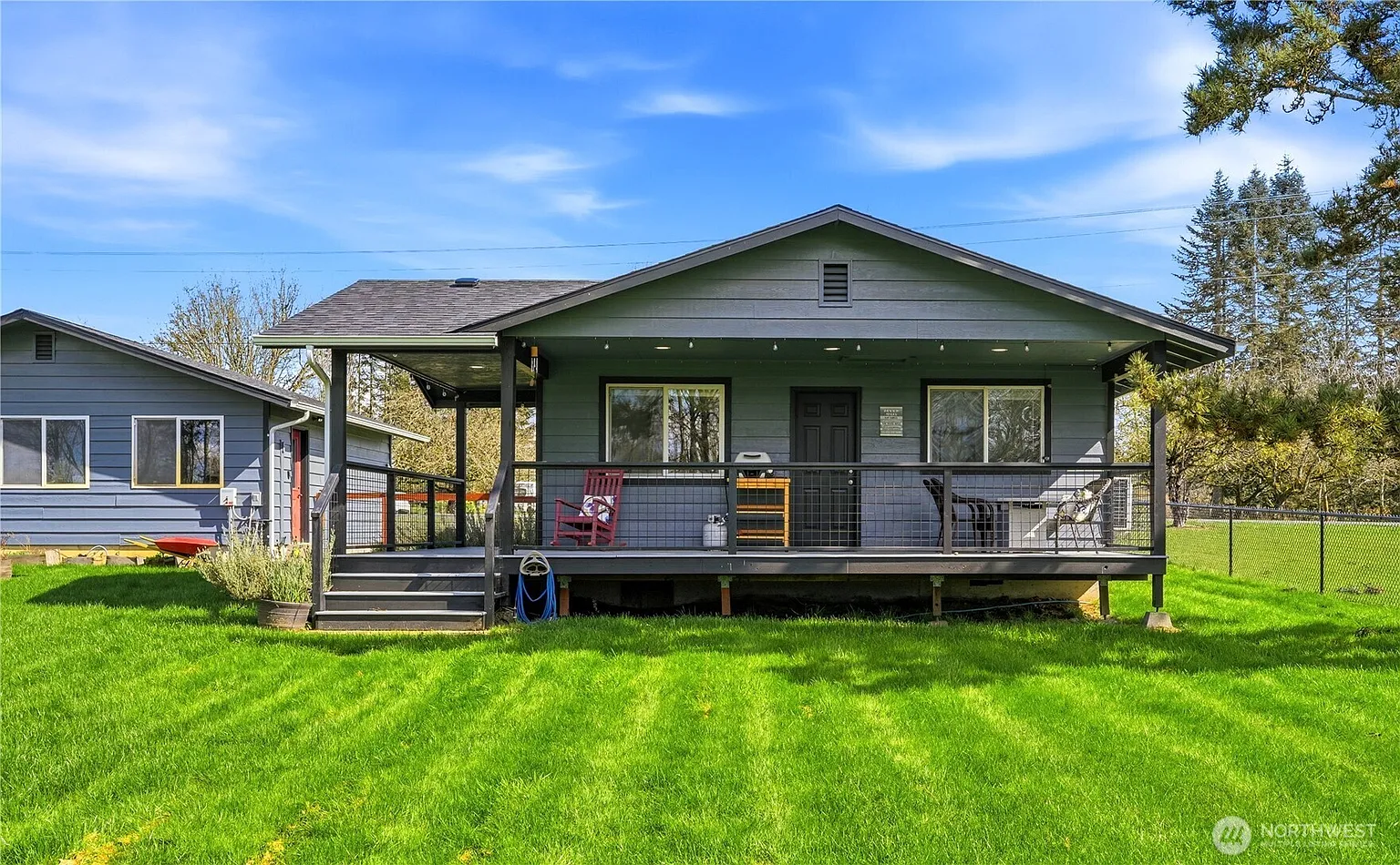 8114 Riverview Road photo 1