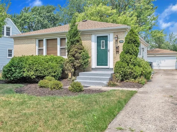 584 Highland Ave, Buffalo, NY 14223