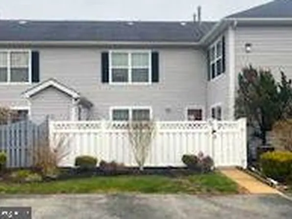 30 Caraway Ct, Thorofare, NJ 08086