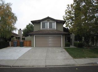 712 Oakvale Way, Vacaville, CA 95687
