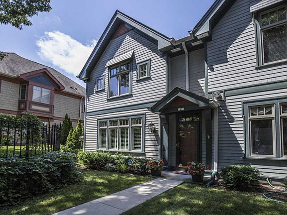 2nd image of 3525 N Prospect Ave #3525
