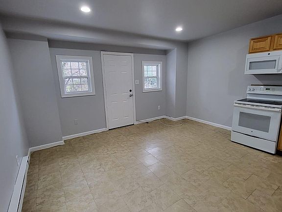 2nd image of 30 W Wyneva St Unit 2