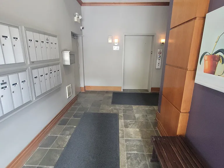 1355 W Washington Blvd #6A — Photo 2