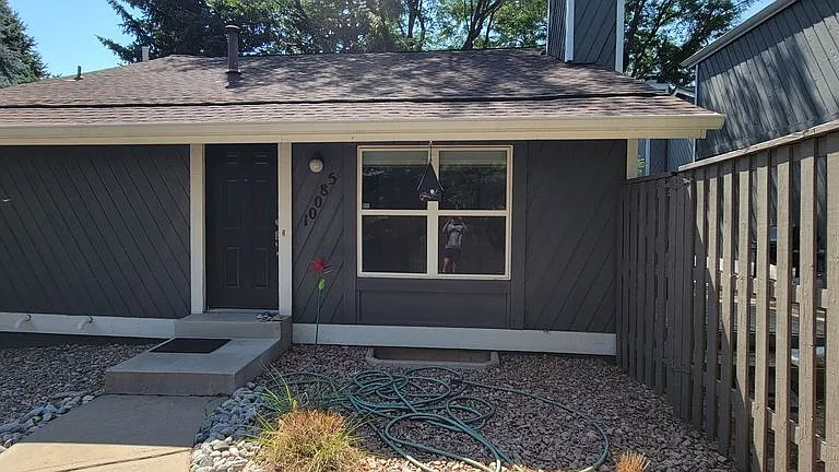 10085 E Peakview Ave — Photo 1