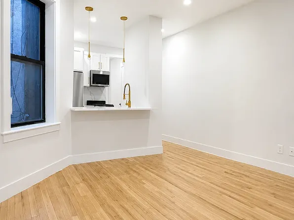 204 W 96th St, New York, NY
