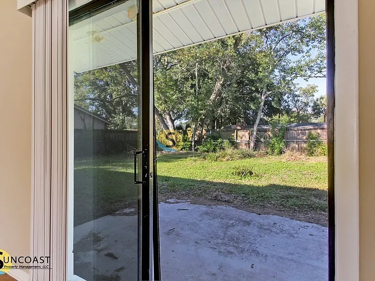 2156 Bunting Dr — Photo 16