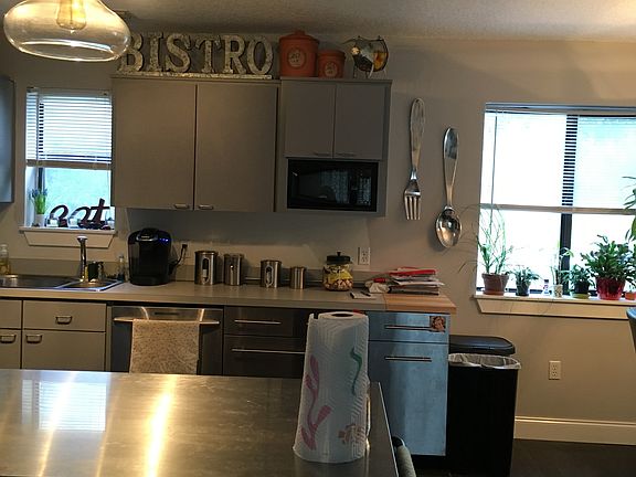 2nd image of 16706 Kodi Ln