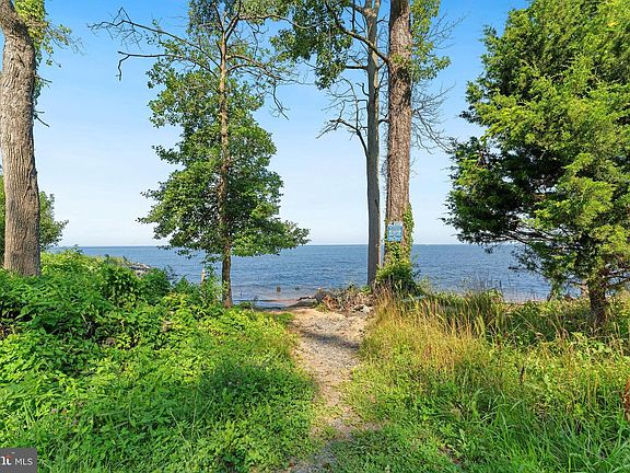 4th image of 116 Kent Point Rd