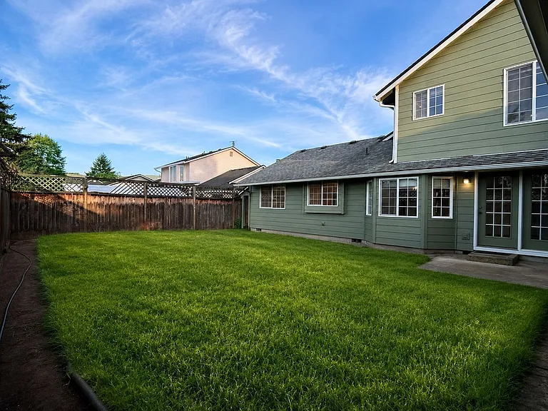 226 Sparks Dr — Photo 28