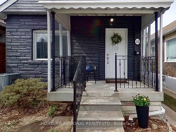 2nd image of 22 Criscoe St