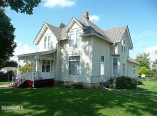 204 E Railroad St, Lena, IL 61048