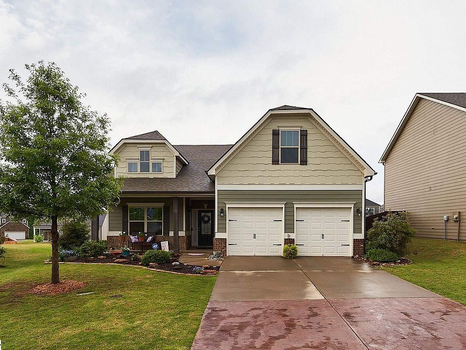 1st image of 26 Heydon Hall Ct
