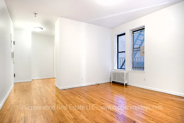 Rented by Copperwood Real Estate | media 10