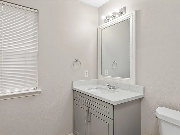 13515 Naples Bridge Rd — Photo 15