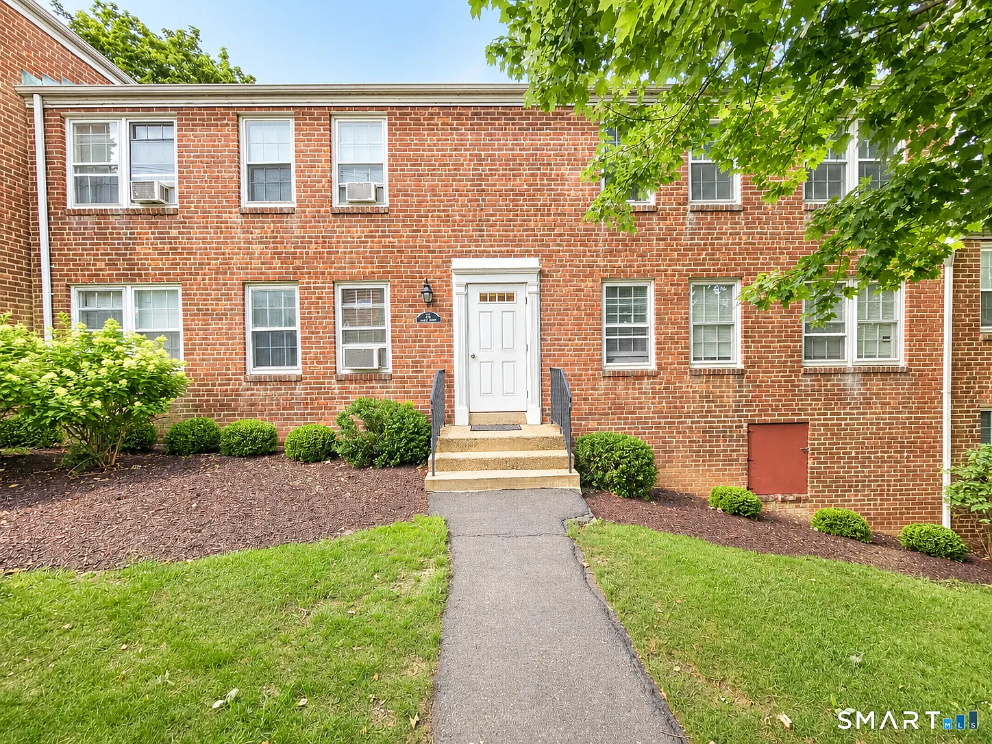1 bed, 1.0 bath, 558 sqft, $1,900 — Photo 1