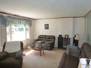 3rd image of 347 Saint Clair Ave