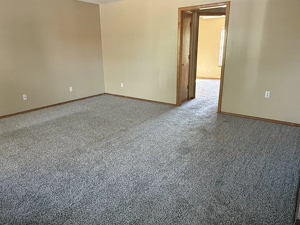 201 S Ash St #8