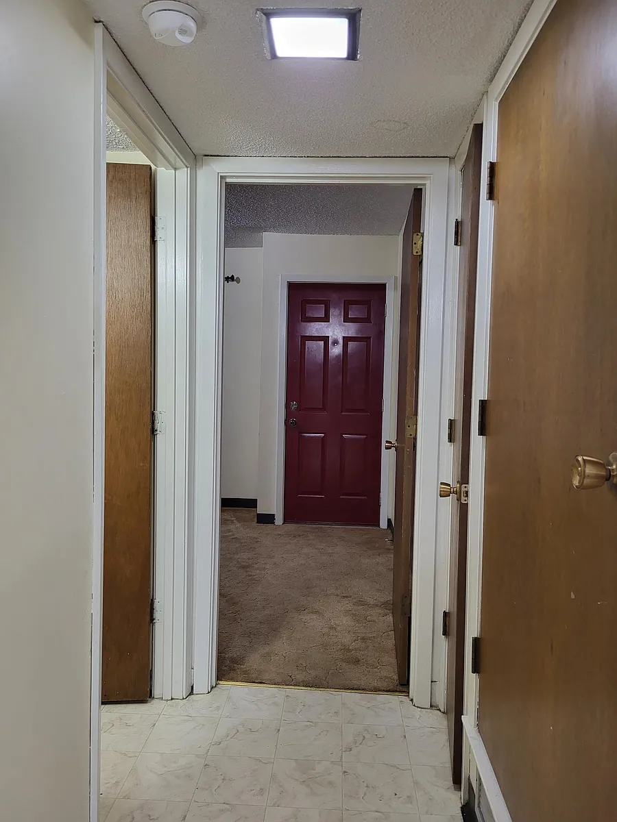 Building Photo - 600 3rd St #19