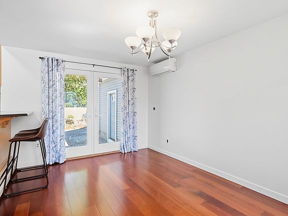 5th image of 68 Letendre Ave