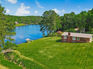 1415 Clearwater Dr, Sanford, NC 27330