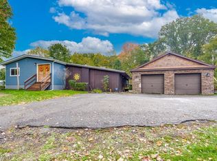 4100 Jade Rd NW, Carrollton, OH 44615