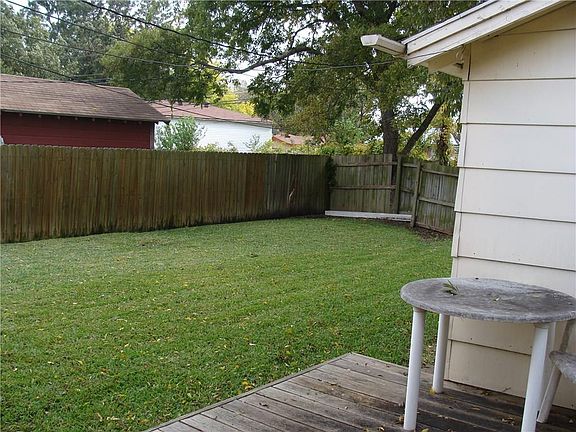 3rd image of 2232 Anita Dr